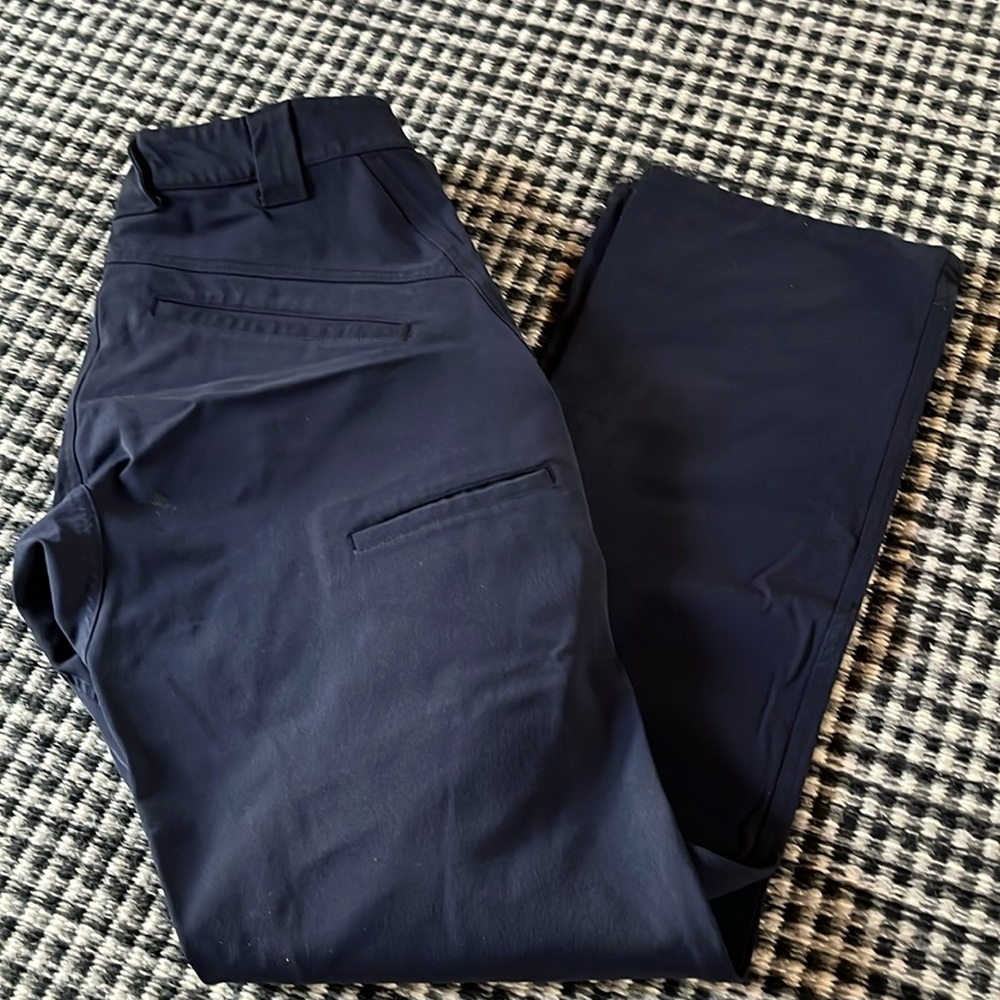 1620 Gusseted Navy Blue Pants  Size 32 x 31 MADE in USA Preowned